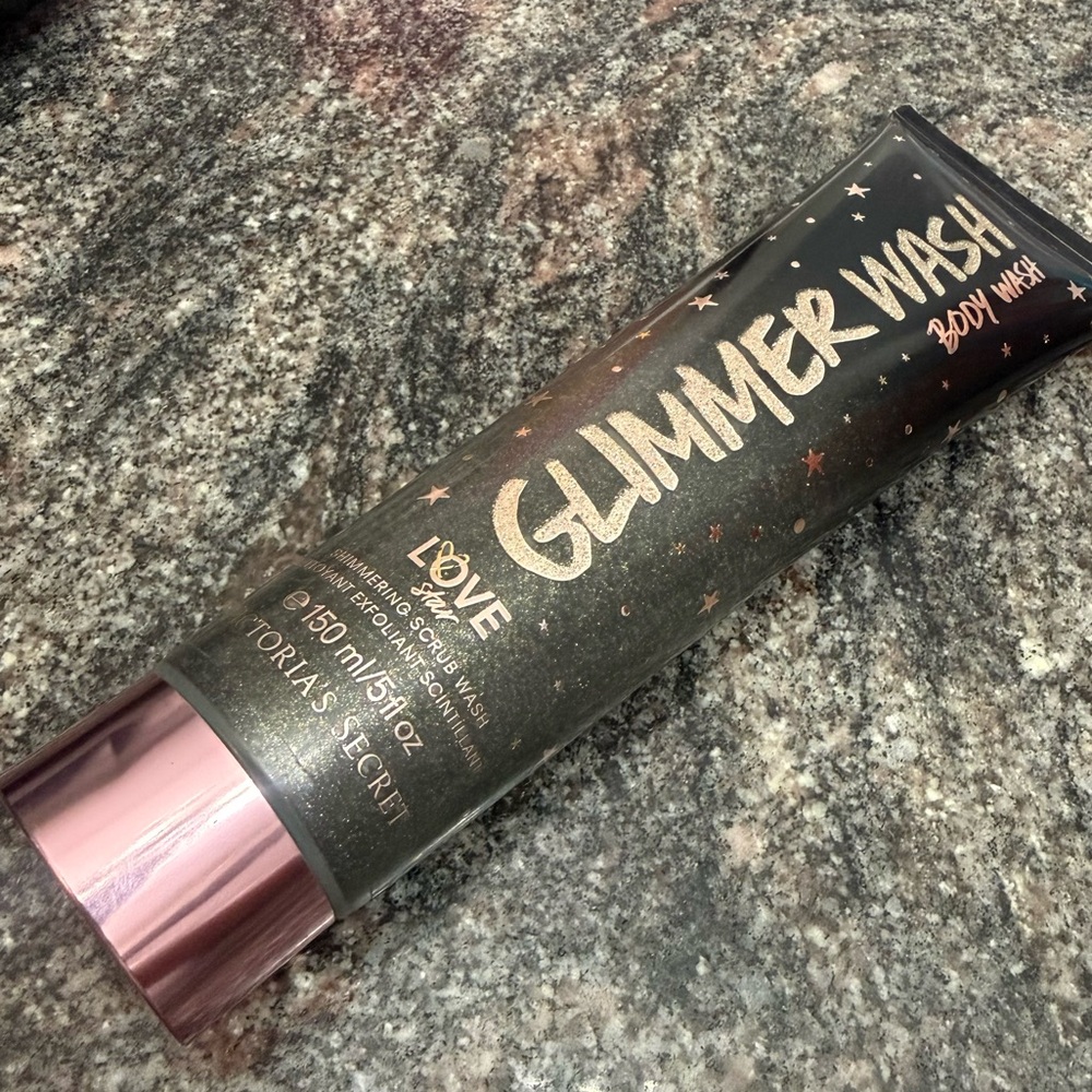 Victoria’s Secret Glimmer Wash Body Wash - New Sealed